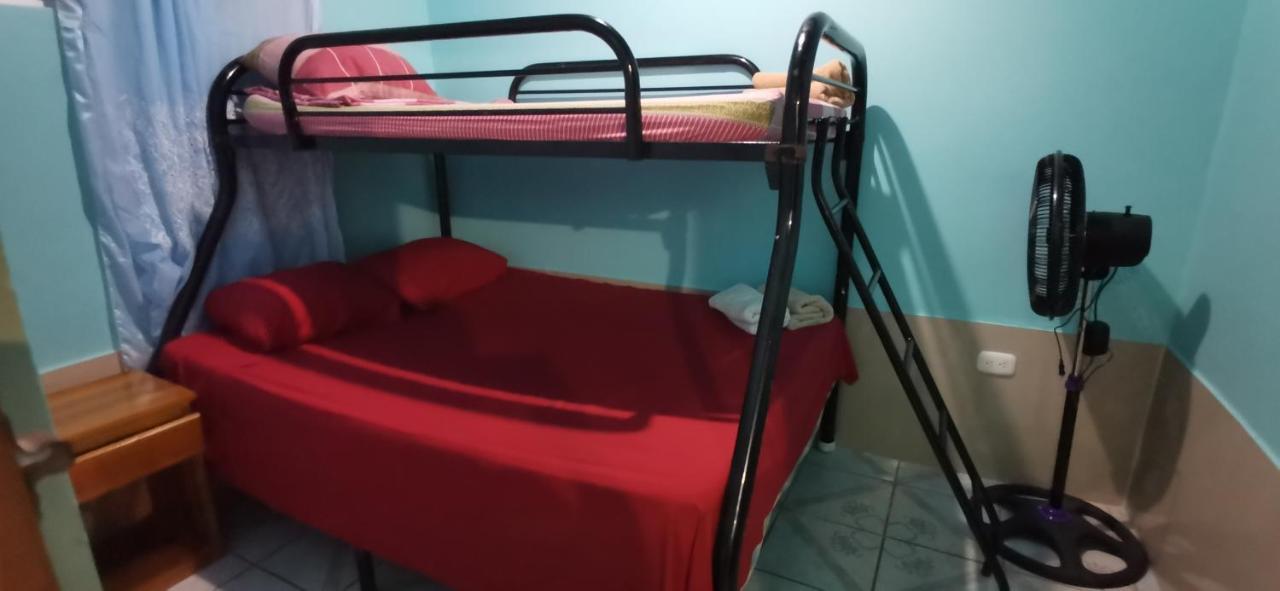 Cabinas Mitchaelle'S Puerto Viejo de Talamanca Εξωτερικό φωτογραφία