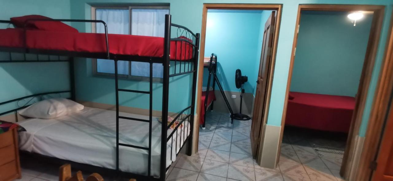 Cabinas Mitchaelle'S Puerto Viejo de Talamanca Εξωτερικό φωτογραφία