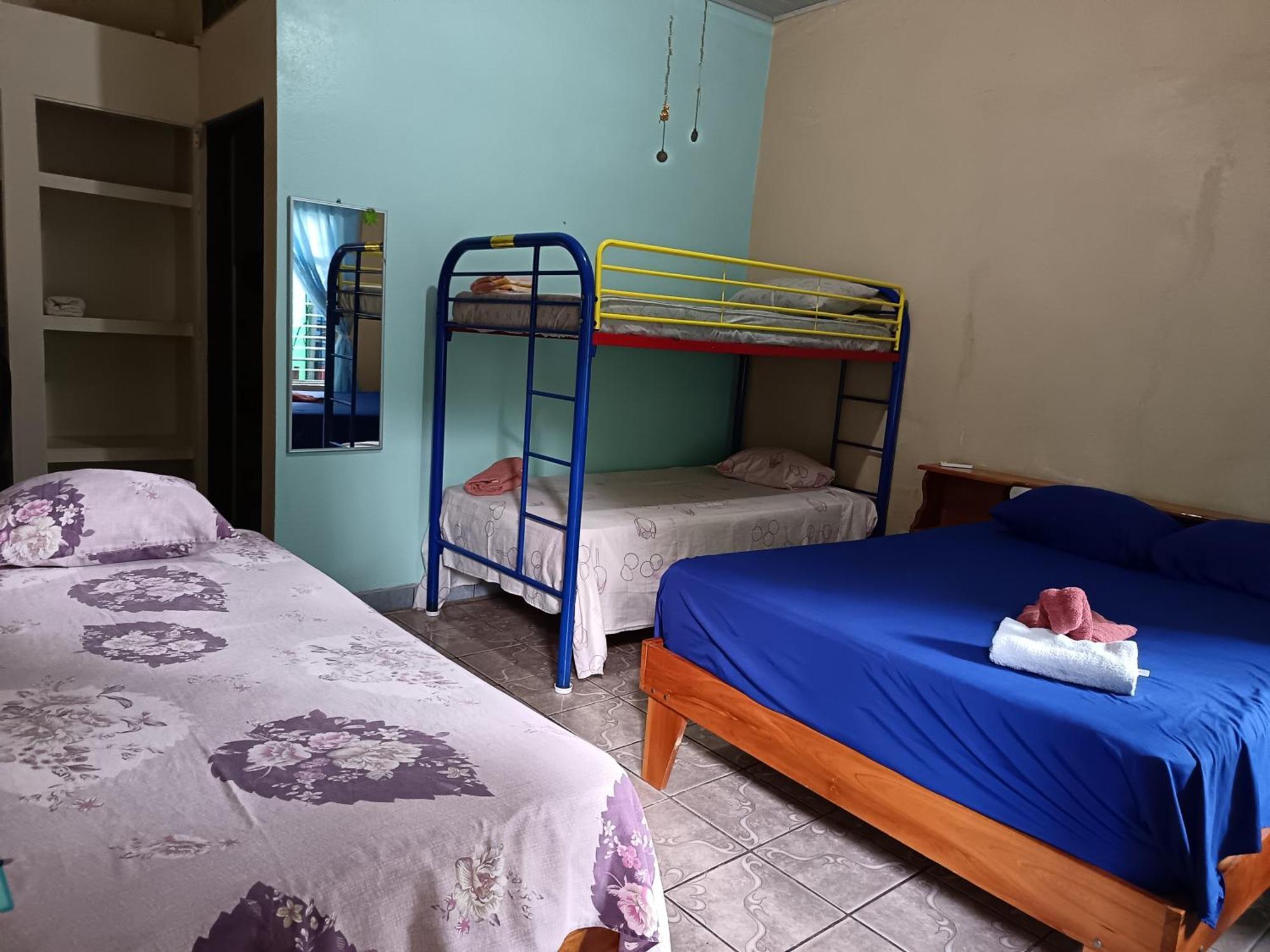 Cabinas Mitchaelle'S Puerto Viejo de Talamanca Εξωτερικό φωτογραφία